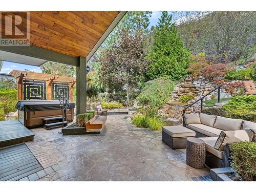 1778 Vineyard Drive, Kelowna, BC - Outdoor With Deck Patio Veranda