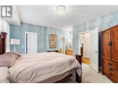 1778 Vineyard Drive, Kelowna, BC - Indoor Photo Showing Bedroom