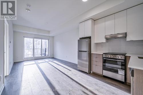 204 - 135 Canon Jackson Drive, Toronto, ON - Indoor