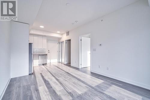 204 - 135 Canon Jackson Drive, Toronto, ON - Indoor Photo Showing Other Room