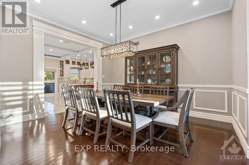 6990 Disputed Road, Lasalle, ON - Indoor Photo Showing Dining Room