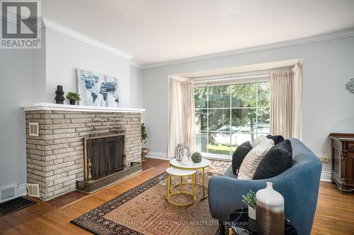 366 Dundas Street W, Greater Napanee, ON - Indoor Photo Showing Living Room With Fireplace