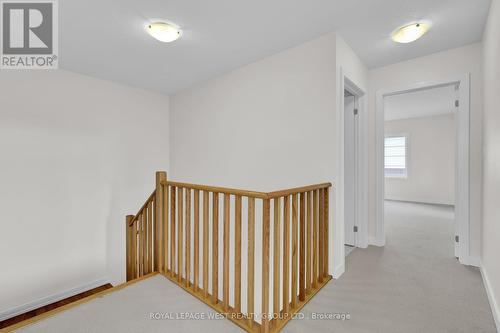 124 Lilac Circle, Haldimand, ON - Indoor Photo Showing Other Room