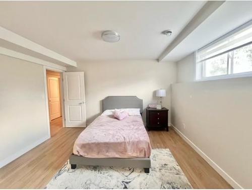 39 Fairfield Lane, New Bothwell, MB - Indoor Photo Showing Bedroom