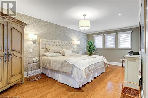 2476 Hargood Place, Mississauga, ON - Indoor Photo Showing Bedroom