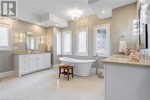 2476 Hargood Place, Mississauga, ON - Indoor Photo Showing Bathroom