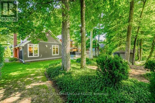 219 Corrie Crescent, Waterloo, ON - Outdoor