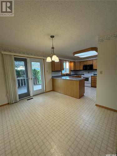 532 Simpson Crescent, Hudson Bay, SK - Indoor Photo Showing Kitchen