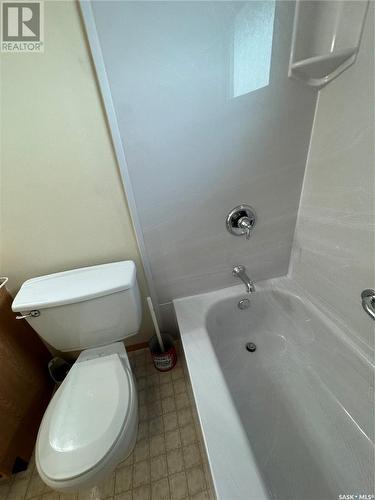 532 Simpson Crescent, Hudson Bay, SK - Indoor Photo Showing Bathroom