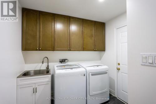 94 Sir Jacobs Crescent, Brampton, ON - Indoor Photo Showing Laundry Room