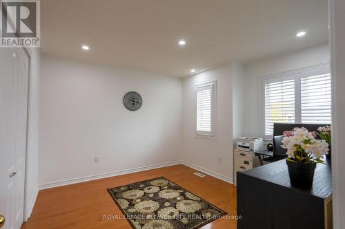 94 Sir Jacobs Crescent, Brampton, ON - Indoor Photo Showing Other Room