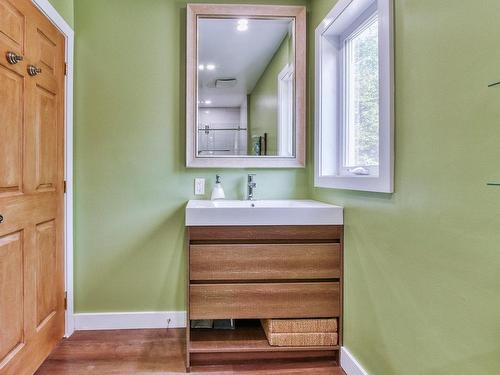 Salle de bains - 108 Rue Du Domaine-Fortier, Saint-Colomban, QC - Indoor Photo Showing Bathroom