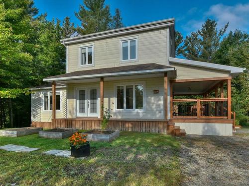 FaÃ§ade - 108 Rue Du Domaine-Fortier, Saint-Colomban, QC - Outdoor With Deck Patio Veranda