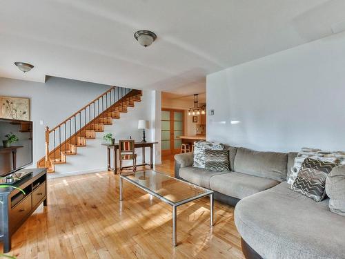 Vue d'ensemble - 108 Rue Du Domaine-Fortier, Saint-Colomban, QC - Indoor Photo Showing Living Room