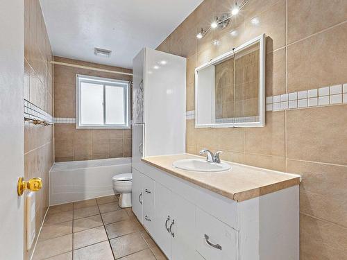 Salle de bains - 5886 Rue Alain, Brossard, QC - Indoor Photo Showing Bathroom