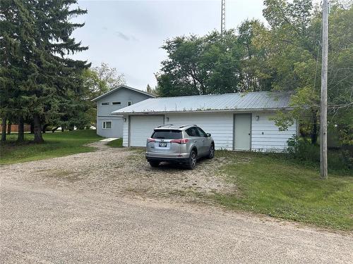 81 12Th Street, Birtle, MB - Outdoor