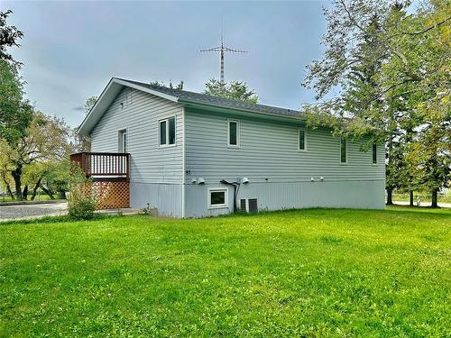 81 12Th Street, Birtle, MB - Outdoor