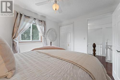 2130 Donald Road, Burlington, ON - Indoor Photo Showing Bedroom