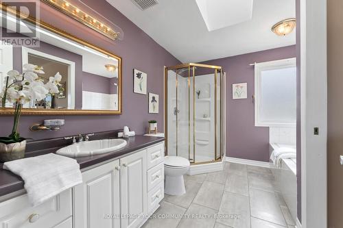 2130 Donald Road, Burlington, ON - Indoor Photo Showing Bathroom