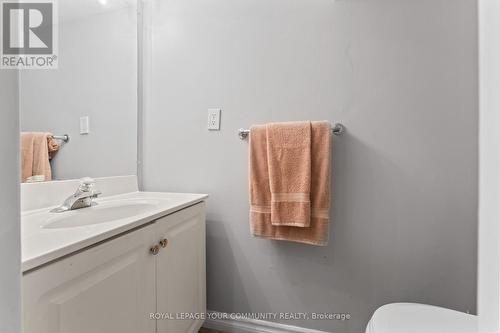 2130 Donald Road, Burlington, ON - Indoor Photo Showing Bathroom