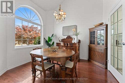 2130 Donald Road, Burlington, ON - Indoor Photo Showing Dining Room