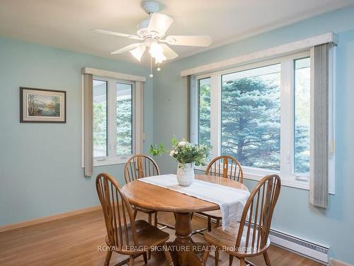 314 11Th Con Rd E, Hamilton, ON - Indoor Photo Showing Dining Room