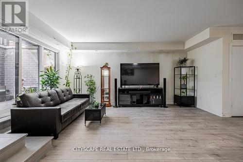 1 - 66 Longbranch Avenue, Toronto, ON - Indoor Photo Showing Living Room