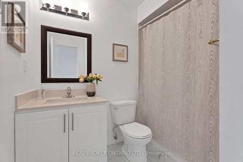 33 - 2940 Headon Forest Drive, Burlington, ON - Indoor Photo Showing Bathroom