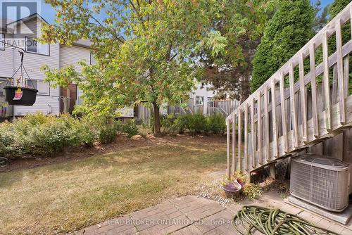 33 - 2940 Headon Forest Drive, Burlington, ON - Outdoor