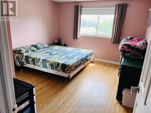 4 Glen Avon Crescent, Kitchener, ON - Indoor Photo Showing Bedroom