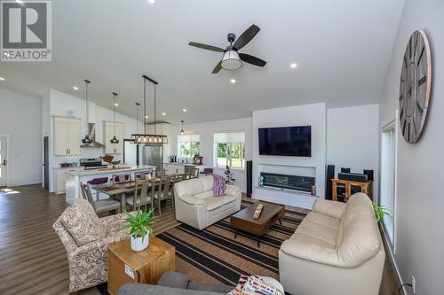 11900 Six Mile Lake Road, Prince George, BC - Indoor Photo Showing Living Room With Fireplace