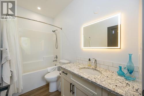 11900 Six Mile Lake Road, Prince George, BC - Indoor Photo Showing Bathroom