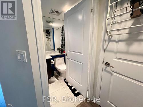 515 - 75 East Liberty Street, Toronto, ON - Indoor Photo Showing Bathroom