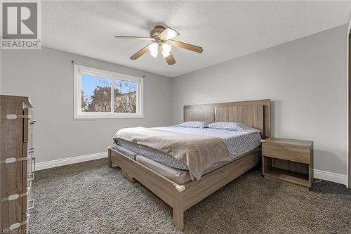 35 Titmouse Court, Hamilton, ON - Indoor Photo Showing Bedroom