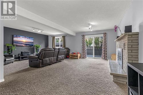 35 Titmouse Court, Hamilton, ON - Indoor