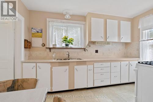 66 Boullee Street, London, ON - Indoor Photo Showing Kitchen With Double Sink