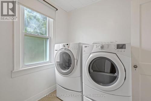 66 Boullee Street, London, ON - Indoor Photo Showing Laundry Room