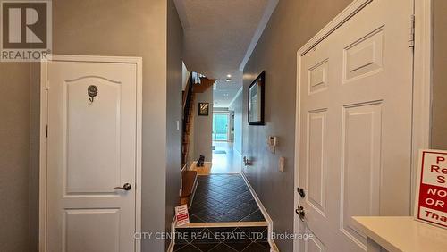 4972 Southampton Drive, Mississauga, ON - Indoor Photo Showing Other Room