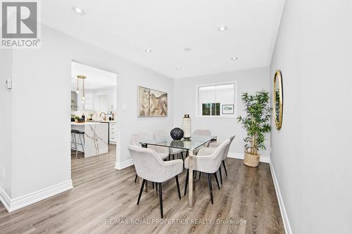 560 Bristol Road, Newmarket, ON - Indoor Photo Showing Dining Room