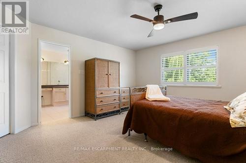 2247 Pathfinder Drive, Burlington, ON - Indoor Photo Showing Bedroom