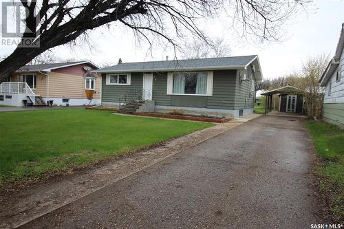 656 4Th Street W, Shaunavon, SK - Outdoor