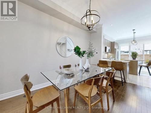 76 - 250 Royalton Common, Oakville, ON - Indoor Photo Showing Dining Room