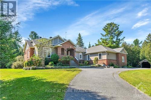 36 Sawgrass Circle, Ottawa, ON - Outdoor With Facade