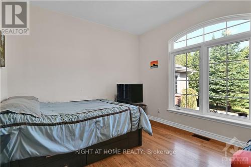 36 Sawgrass Circle, Ottawa, ON - Indoor Photo Showing Bedroom