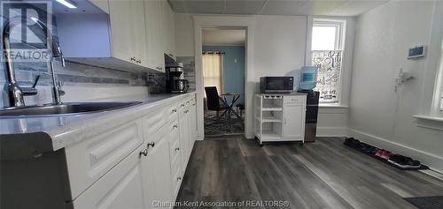 134 Marlborough Street South, Blenheim, ON - Indoor Photo Showing Kitchen