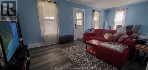 134 Marlborough Street South, Blenheim, ON - Indoor Photo Showing Living Room