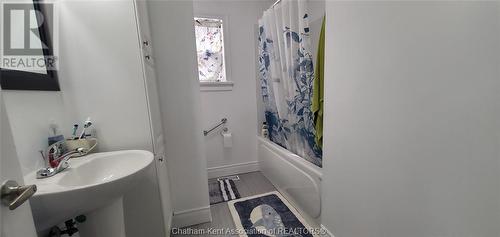 134 Marlborough Street South, Blenheim, ON - Indoor Photo Showing Bathroom