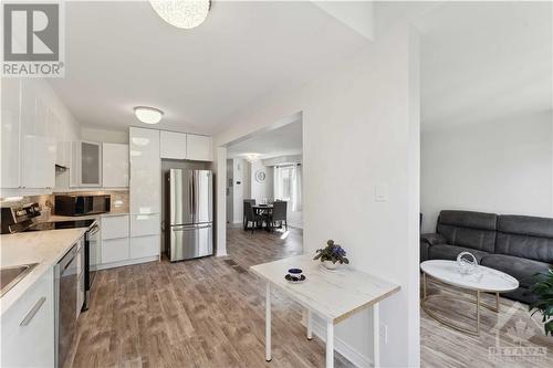 38 Upney Drive, Ottawa, ON - Indoor Photo Showing Kitchen With Double Sink