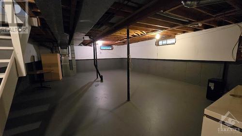 415 Viewmount Drive, Nepean, ON - Indoor Photo Showing Basement