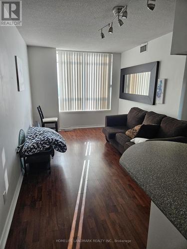 3003 - 8 Hillcrest Avenue, Toronto, ON - Indoor Photo Showing Living Room